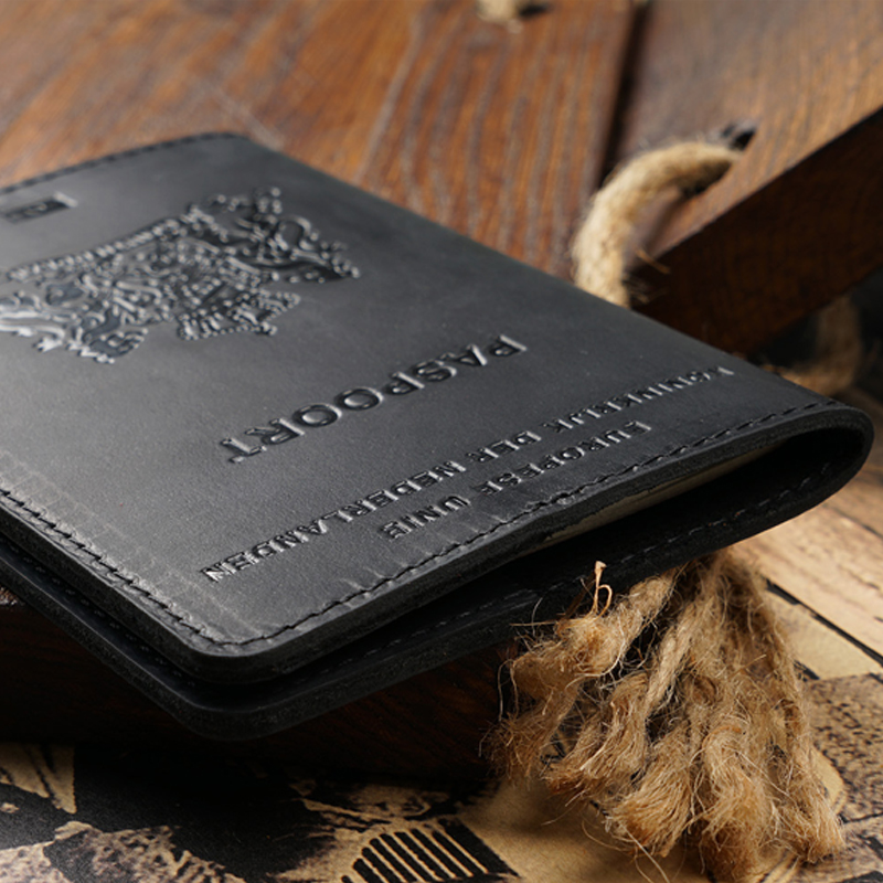 Dutch Passport Cover - Genuine - огляд і ціна Travel Accessories Wallet