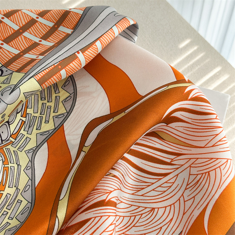 Designer Silk Scarf Women Spri - огляд і ціна Travel Accessories Designer