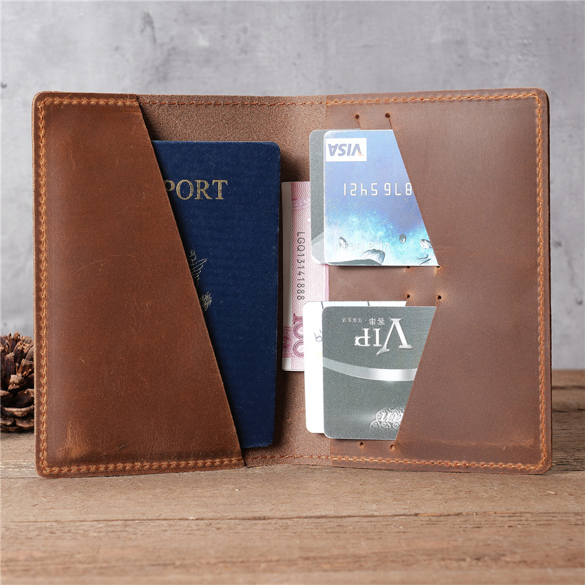 1119  Men's Leather Passport B - огляд і ціна Travel Accessories Overseas