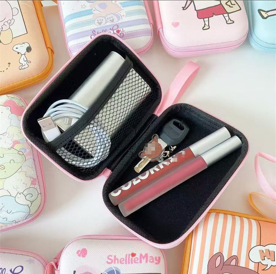 Hello Kitty Portable Storage B - огляд і ціна Cable Organizer Travel