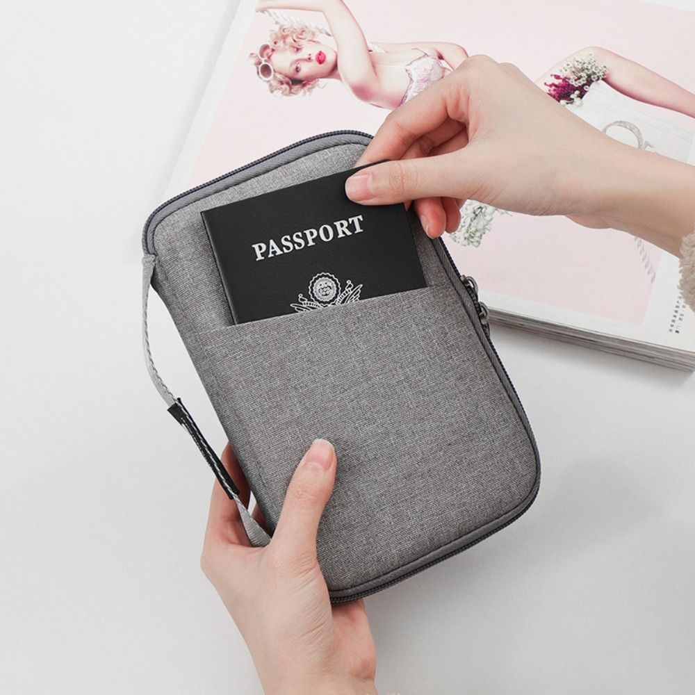 Travel Accessories Travel Wall - огляд і ціна Travel Accessories Wallet